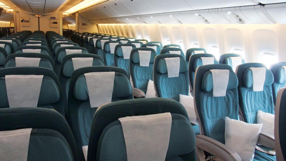 Air New Zealand - Economy Class on Boeing 777-200