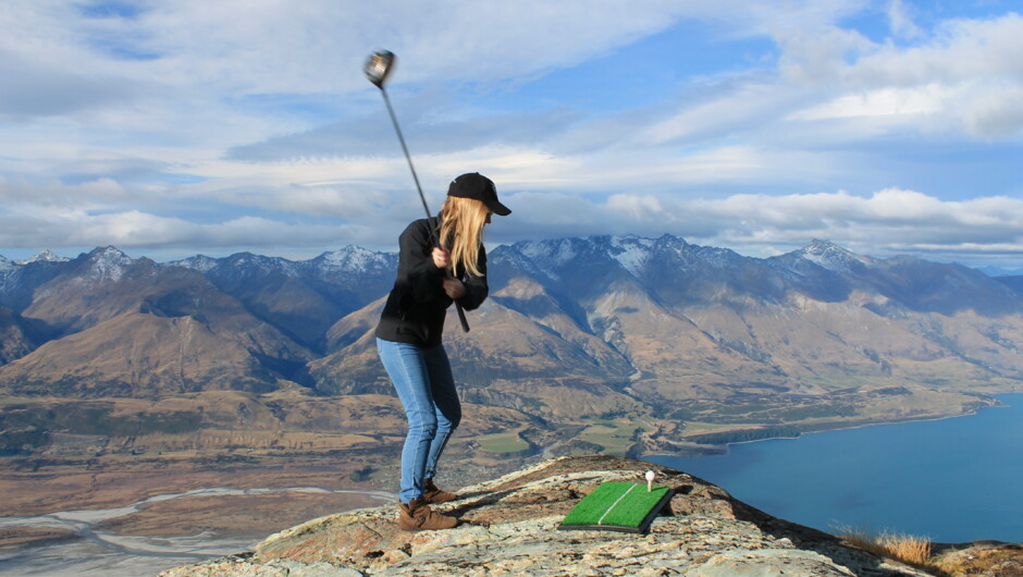 New Zealand specialist Katy teeing off in The Remarkables