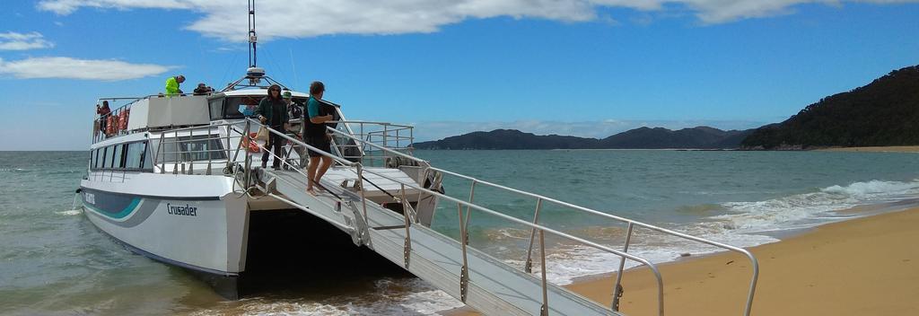 Cruise to Totaranui Beach