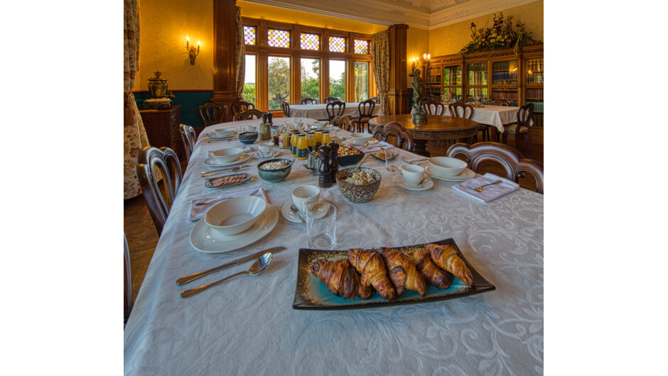 Breakfast in Pen-y-bryn Lodge elegant dining room