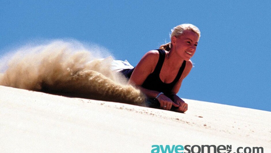 awesomeNZ Sandboarding