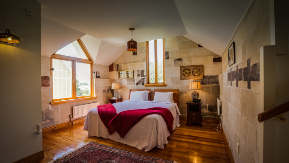 The Nest - luxury Annex bedroom