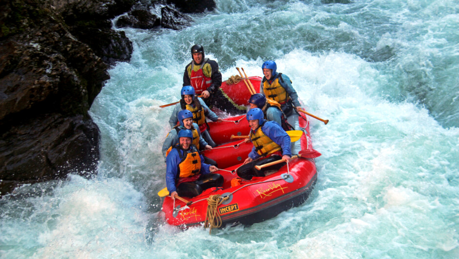 Grade 5 White Water Rafting on The Rangitikei