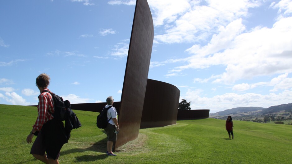 Touring Gibbs Farm with Fine Art Tours NZ