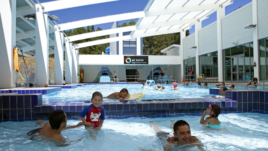 AC Baths Taupo outdoor pool.