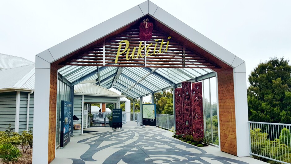 Pukeiti entrance