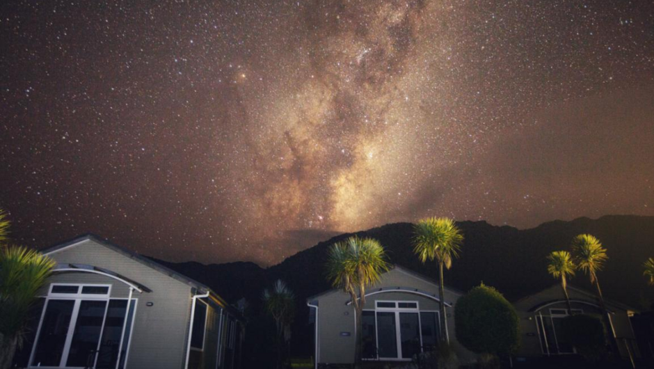 A wonderful star gazing spot in Franz Alpine Retreat. You may need to try your luck for a beautiful night.