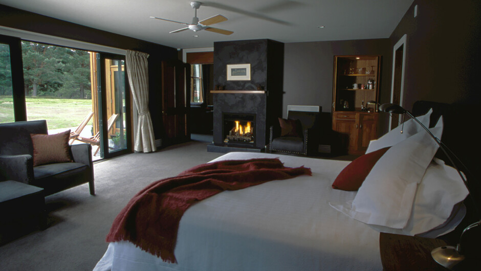 Mountain View Junior Suite with Fireplace