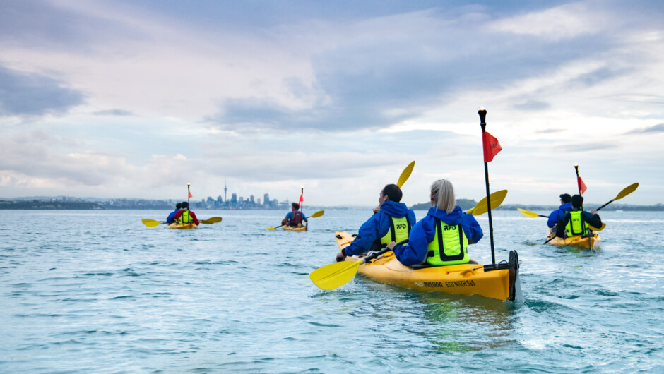Paddling back to Auckland City from Brown's Island