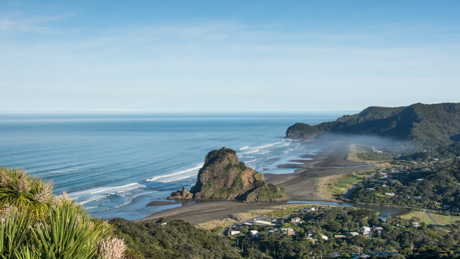 Piha beach - West Auckland