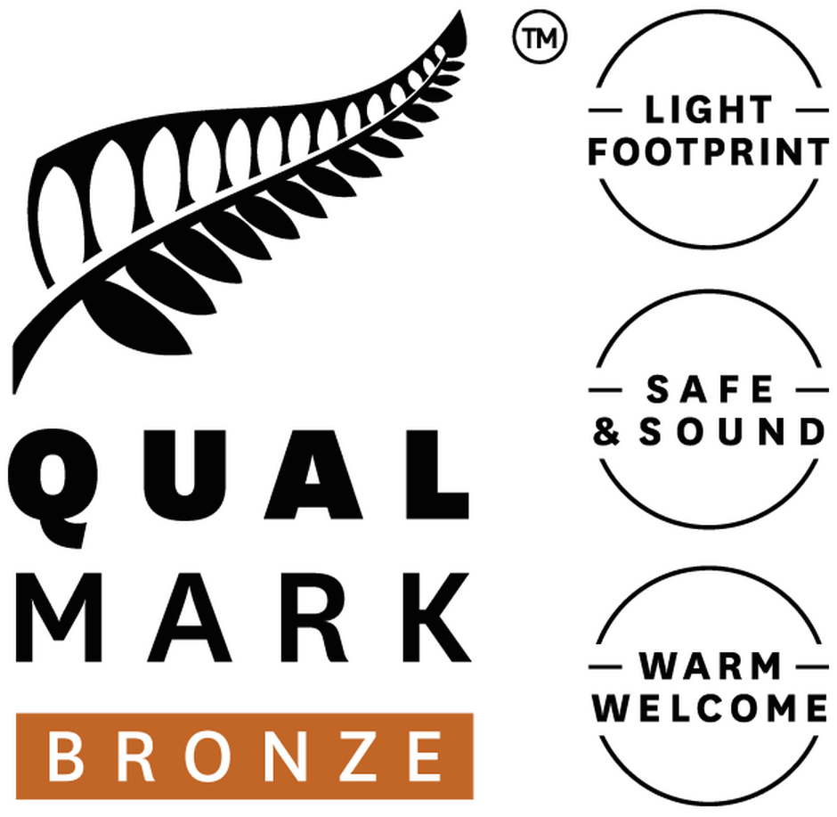 Qualmark Bronze Award Logo