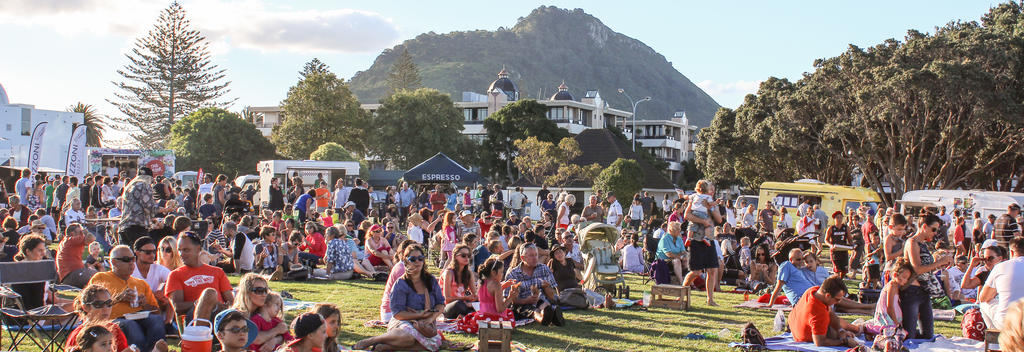 Enjoy a summer's night to remember at the delicious Gourmet Night Markets in Mount Maunganui.