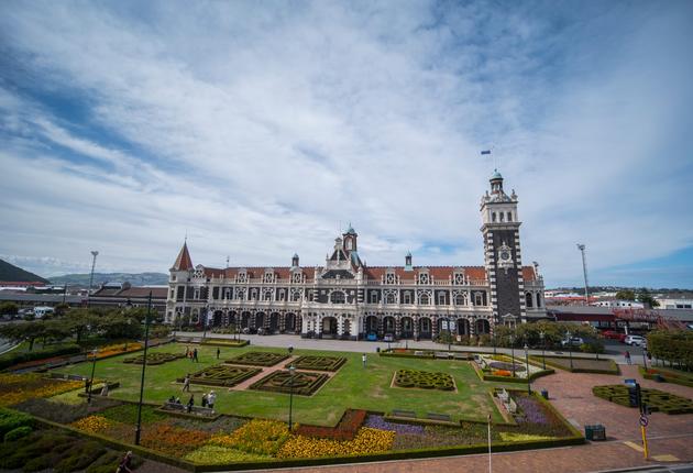 Explore Dunedin’s eclectic shopping offering, all set among some of New Zealand’s finest Edwardian and Victorian architecture.