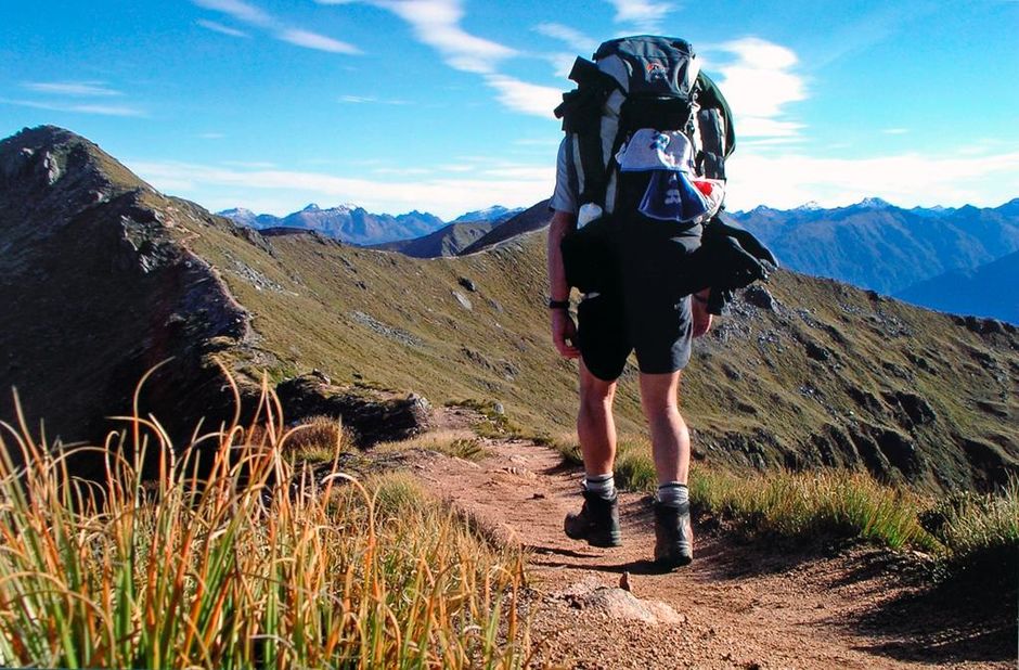 Der Kepler Track führt durch Berge, Urwald, vorbei an Wasserfällen und durch von Gletschern ausgeschliffene Täler.