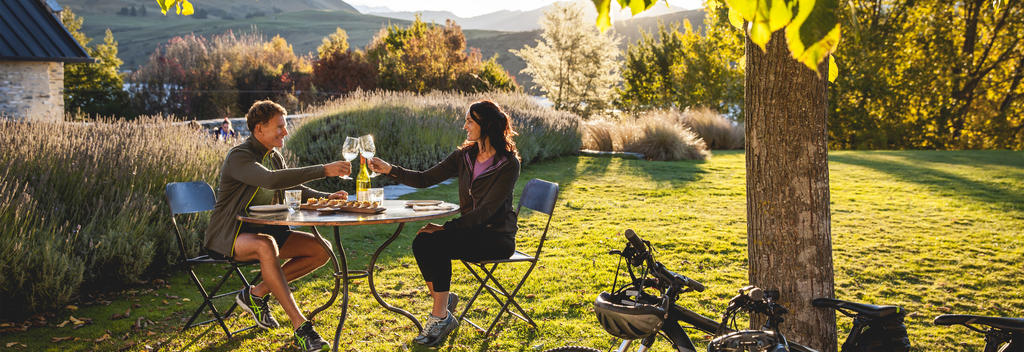 Enjoy great food and wine on the Central Otago Rail trail