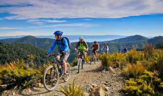 Magnificent views on the Dun Mountain Cycle Trail