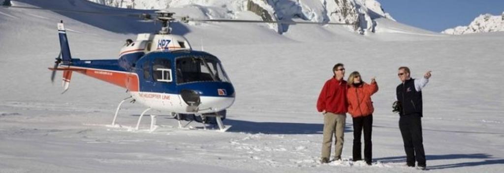 웨스트코스트 빙하에서 즐기는 헬리 하이킹