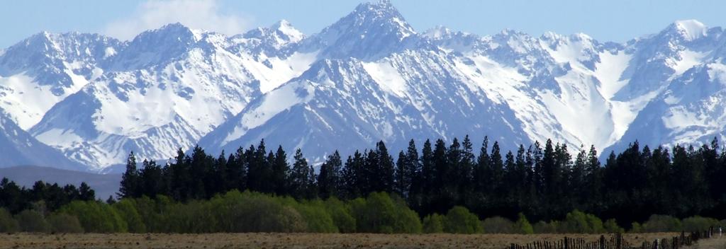 Mountains @ Fairlie, New Zealand