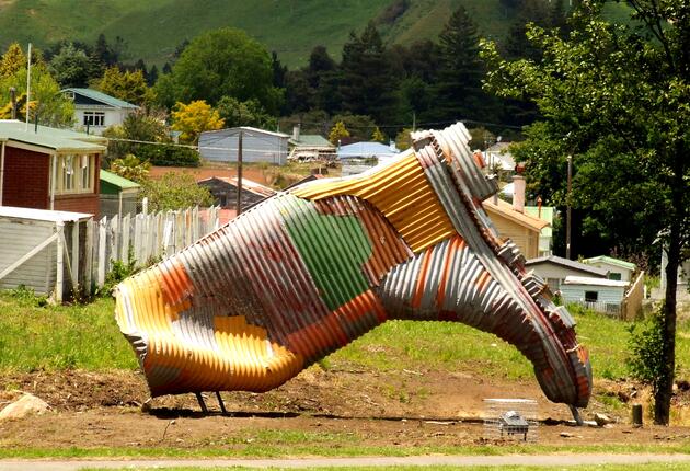 Taihape celebrates the humble gumboot with it’s iconic giant gumboot sculpture made out of corrugated iron and number eight wire.