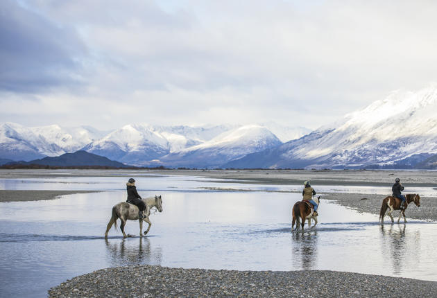 Queenstown ist das Zentrum für ultimative Abenteueraktivitäten. Erlebe eines der Top-Reiseziele Neuseelands und genieße Extremsportarten oder Entspannung pur.