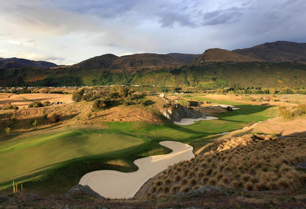 Top 10 golf holiday experiences in Queenstown