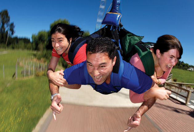 Theme and leisure parks in New Zealand offer entertainment, fun and adventure for all the family.
