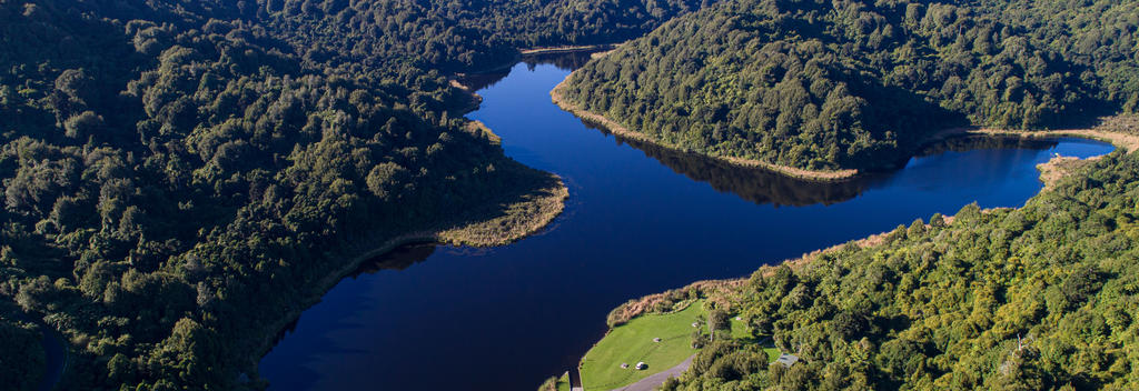 Lake Rotokare, Eltham