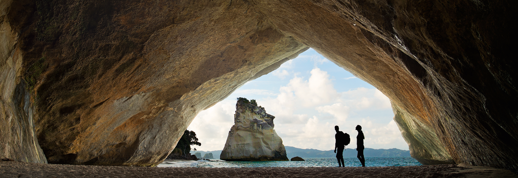 Die Ostküste der Coromandel Peninsula, der Liebling aller neuseeländischen Urlauber, ist für ihre idyllischen Strände und das kristallklare Meer bekannt. Dieses Paradies möchte man nie mehr verlassen!