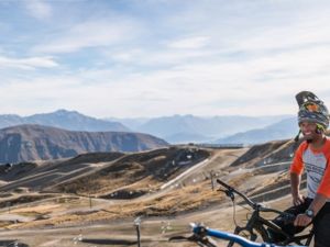 For those who like fast-paced adventure, Cardrona offers lift accessed downhill mountain biking.