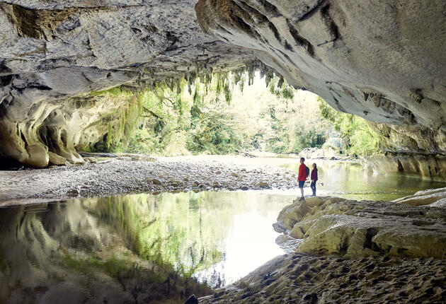 The splendid isolation of Karamea is part of its appeal. All kinds of adventure activities can be organised here, including caving and kayaking.