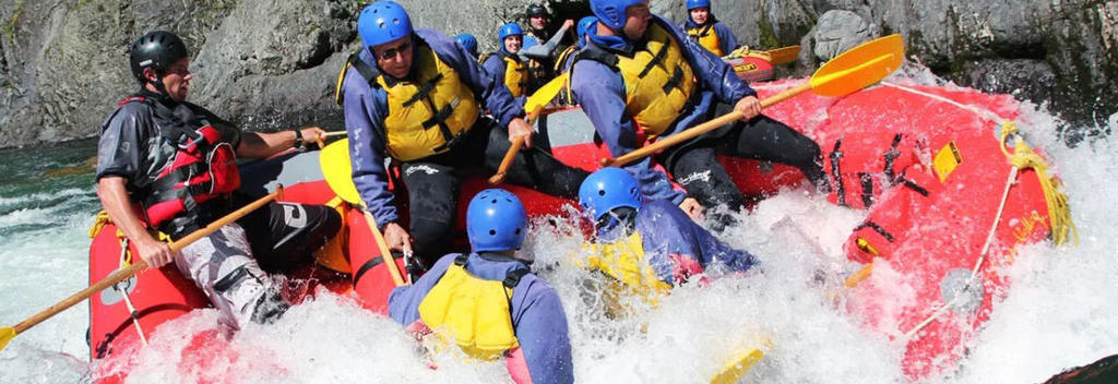 Der höchstgelegene Wasserfall der Welt, auf dem kommerzielle Rafting-Touren durchgeführt werden, mit Devin Supertramp.