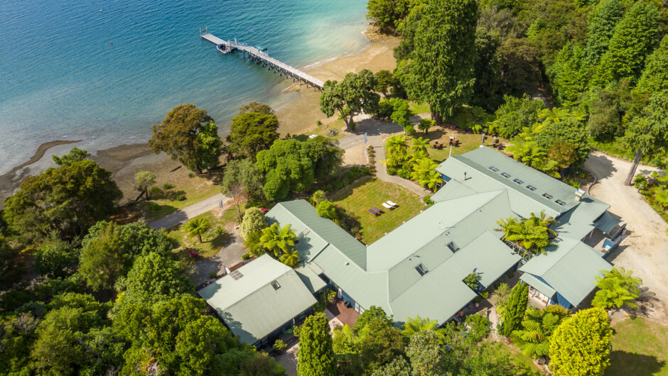 20ha private lodge with floating jetty and 3 x moorings.