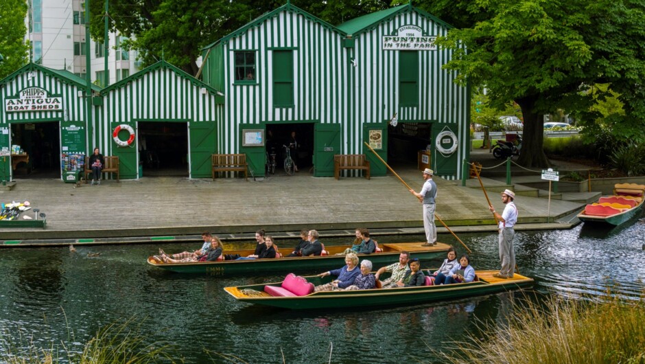 Departs from the historic Antigua Boat Sheds in central Christchurch