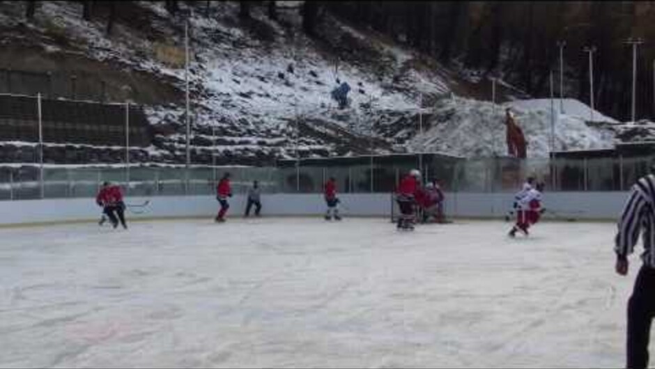 Alpine Springs Rink, Ice Hockey