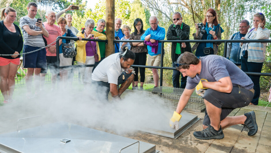 Unveiling of the Hangi