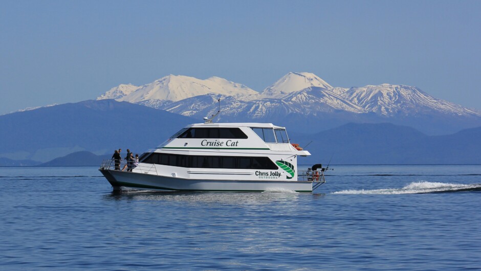 Cruise to the Maori Rock Carvings with Chris Jolly Outdoors