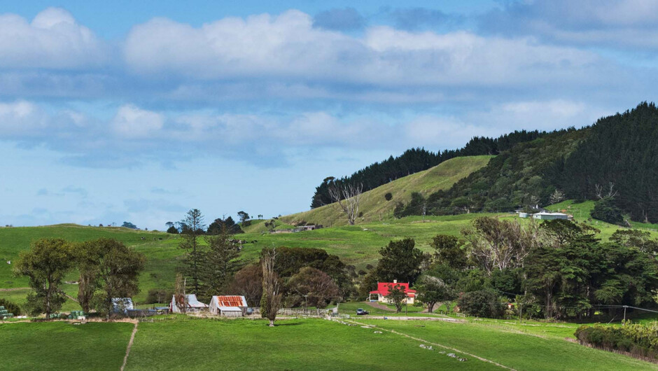 Ruatuna and the farm.