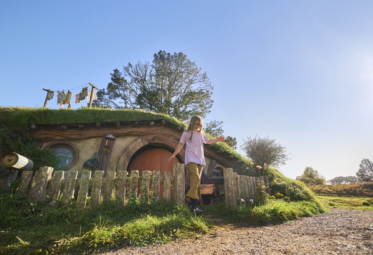 Peak behind the scenes of 'The Lord of the Rings' with these iconic film tours.