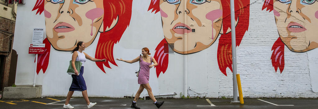 Xoë Hall Street Art, Wellington