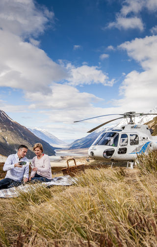 Nothing beats a picnic high in the Mountain views.