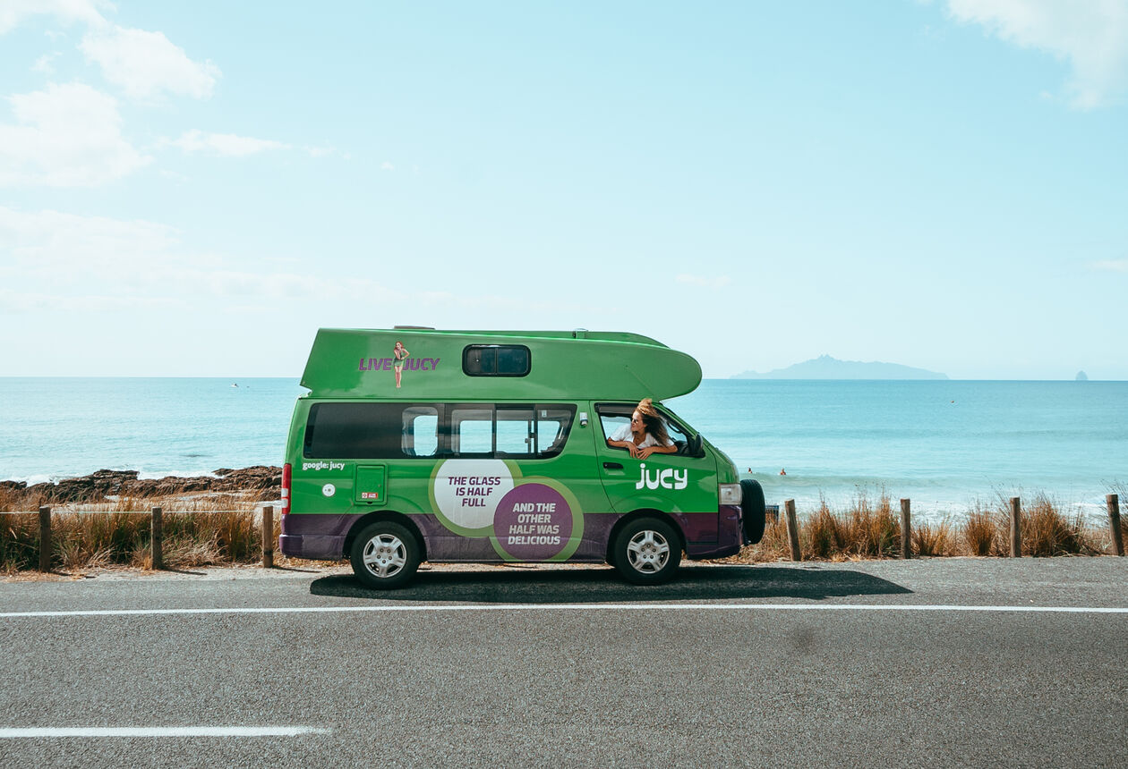 Set off on a series of road trips from Cape Reinga to Bluff. A road trip around New Zealand is an unforgettable experience. Find out where to start. 