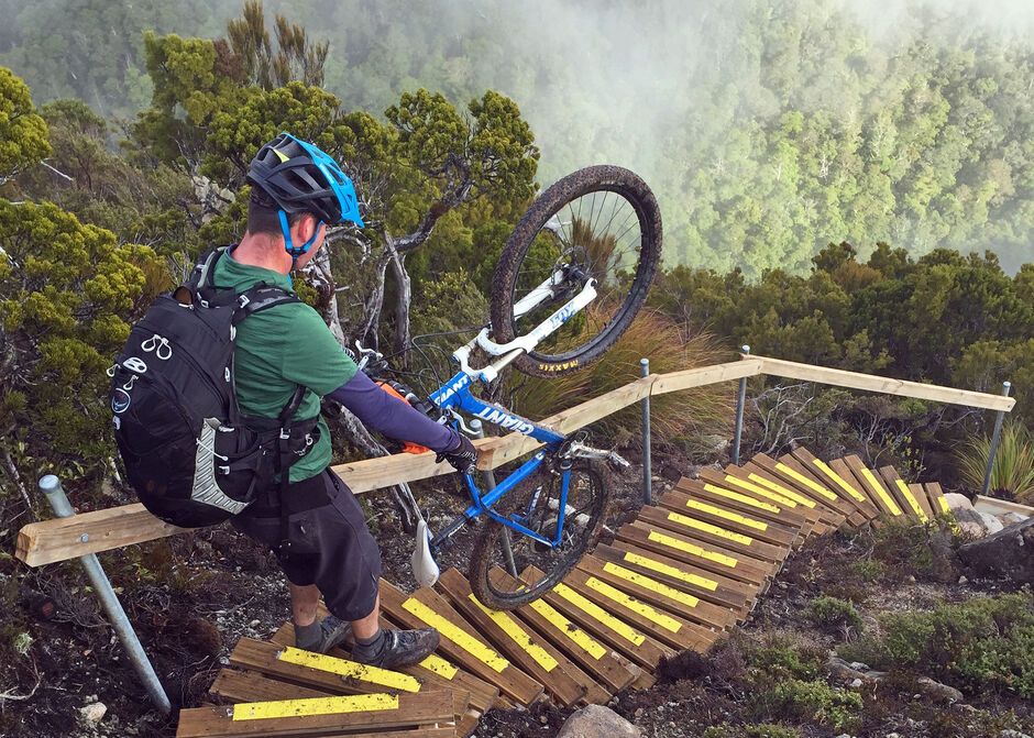 Old Ghost Road, Skyline Steps