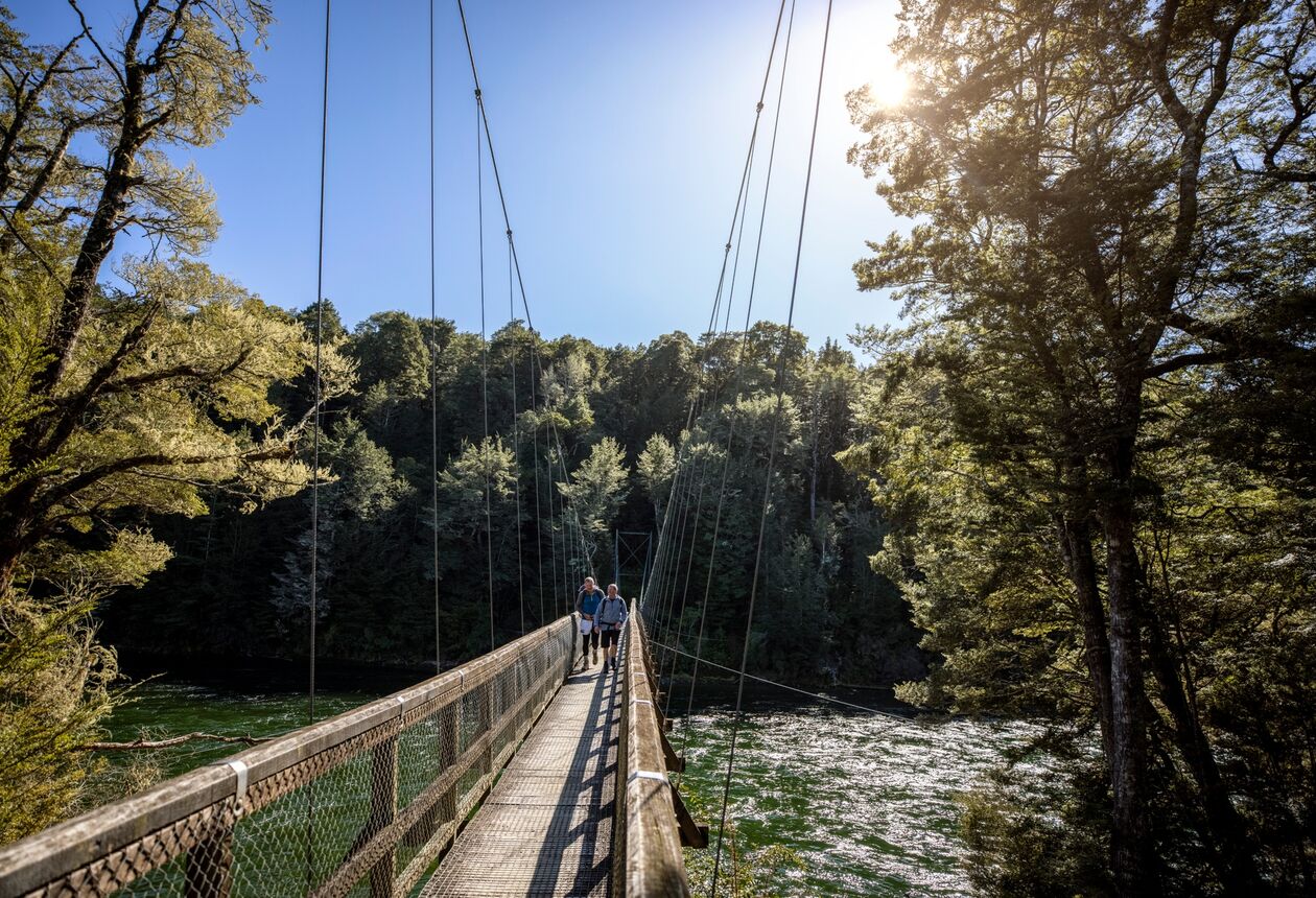This awe-inspiring track was designed to show you all the best features of Fiordland - mountains, native forest, waterfalls and glacier-carved valleys. Find out how to book your Kepler Track Great Walk trek. 