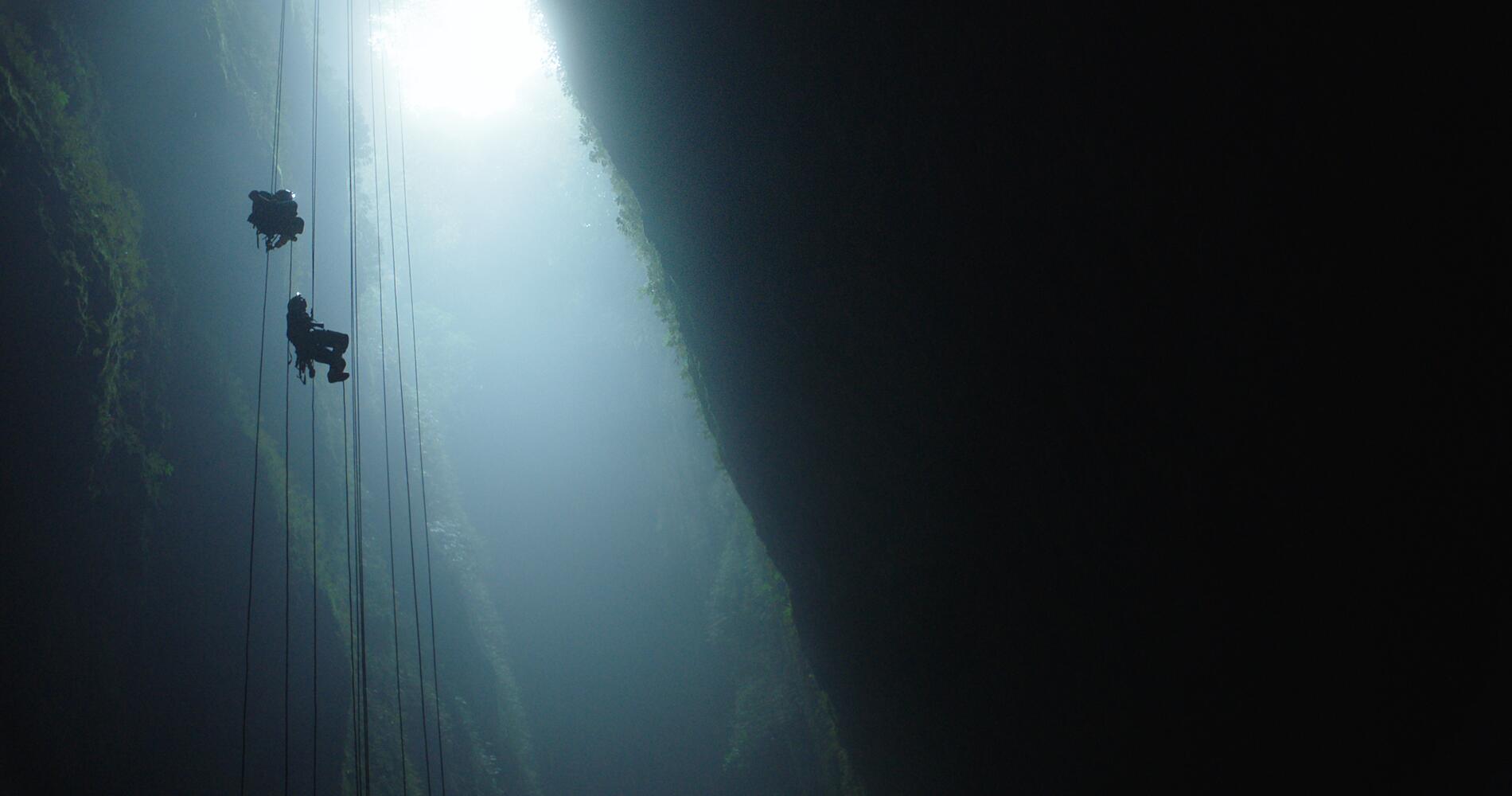 Abseiling/Rappelling in New Zealand | 100% Pure New Zealand