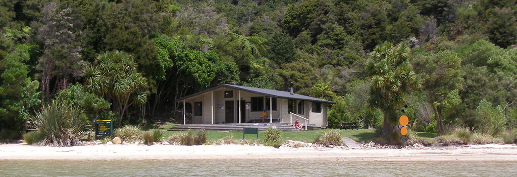 Awaroa Hut, Abel Tasman 