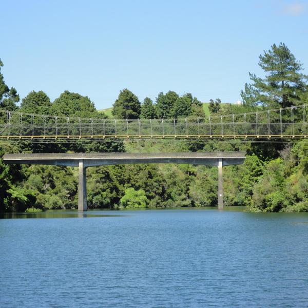 Mangakino Suspension Bridge