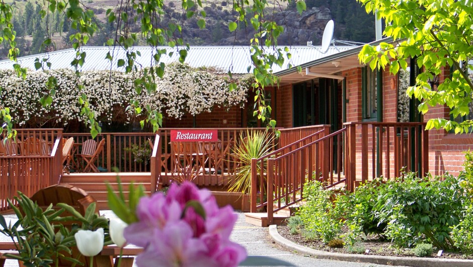 Entrance - Lake Roxburgh Lodge