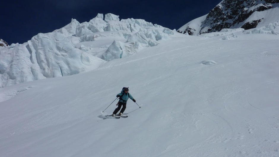 Ski touring in the Southern Alps of New Zealand