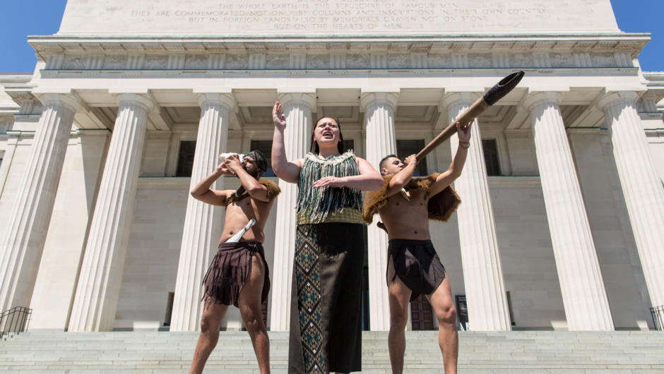 Maori-Cultural-Performers.jpg