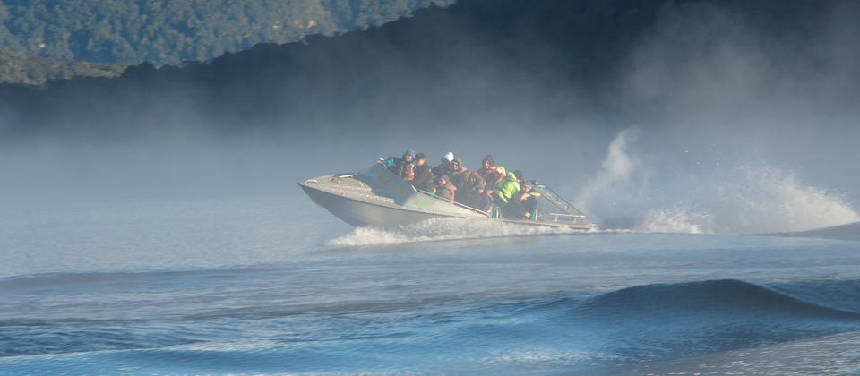 Wairaurahiri Jet  playing on the mysterious Lake Hauroko